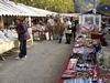 les stands tôt le matin